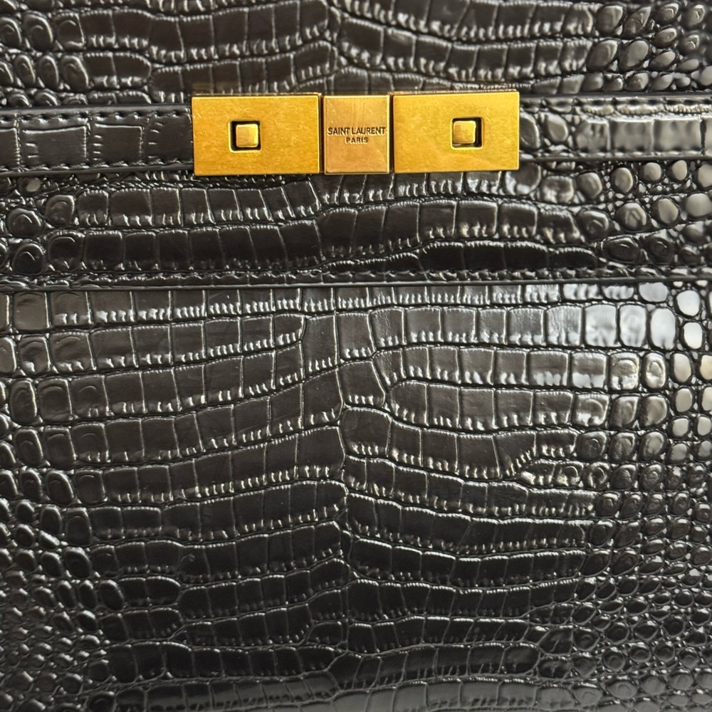 Stylist Black Crocodile Embossed women Bag